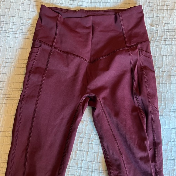 Lululemon Fast and Free High-Rise leggings 25" * Mulled Wine - Picture 3 of 3